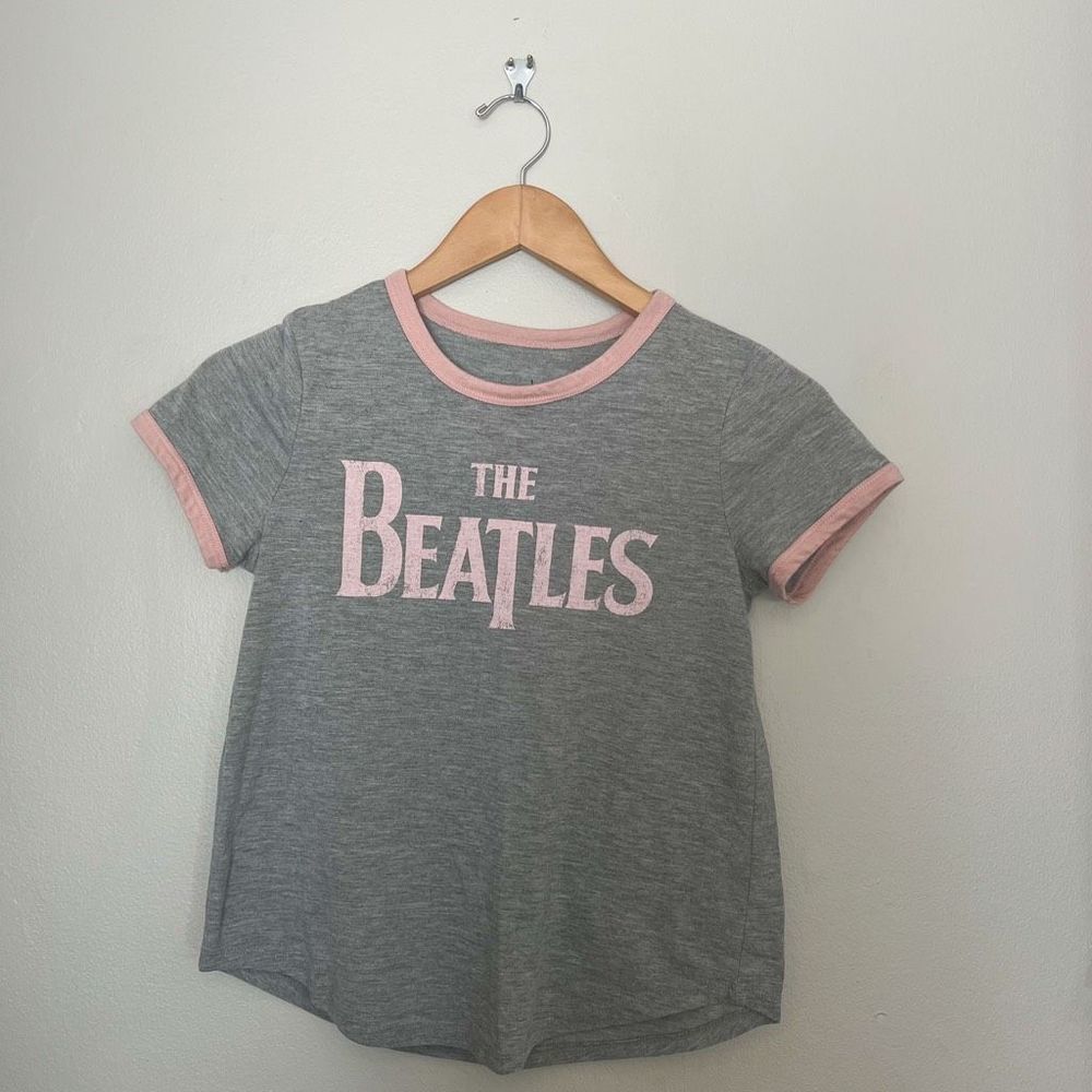 The Beatles T-Shirt Girls Size Medium Gray & Pink Beatles